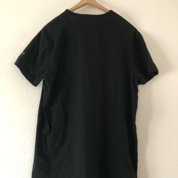 GUESS Black American Flag Graphic T-Shirt NWOT - Picture 3 of 4